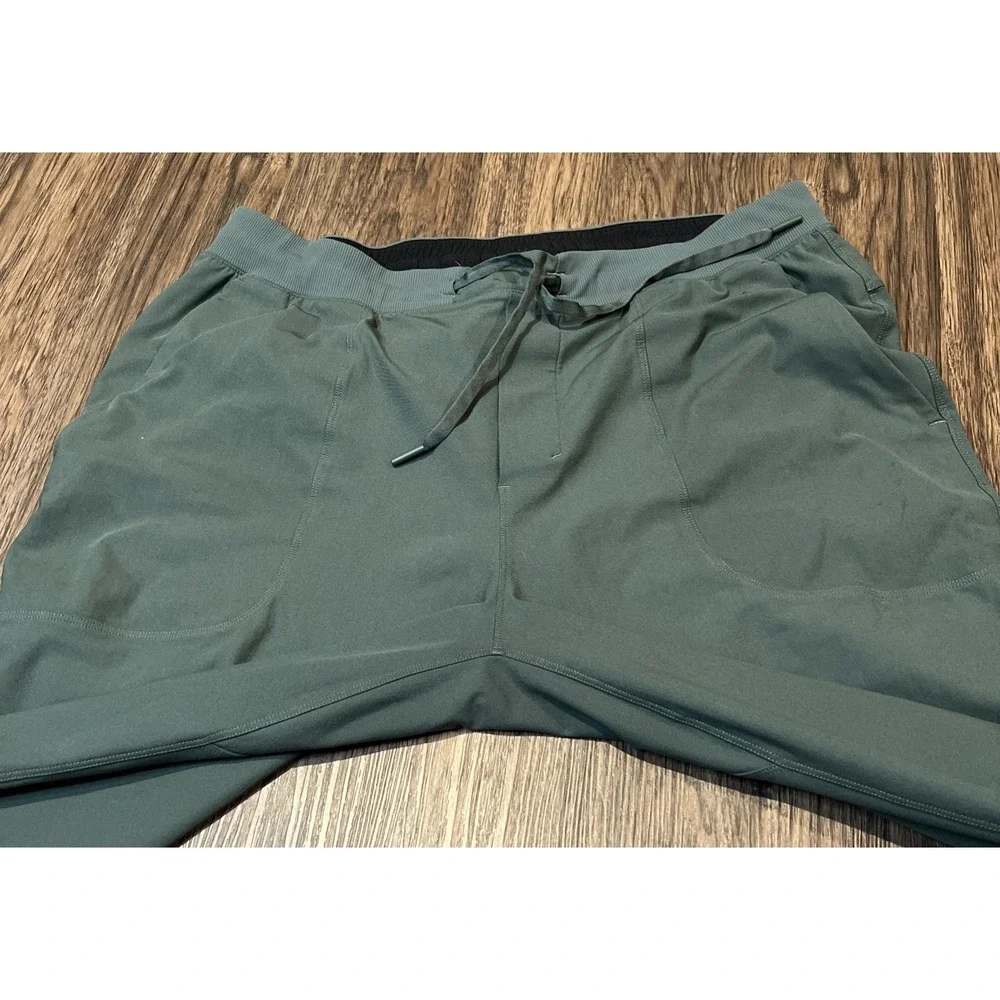 Lululemon Mens ABC Warpstreme Jogger Athletic Pants Color Green Size XL READ